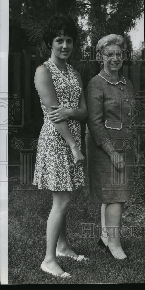 1968 Press Photo Fort Wright College&#39;s newly appointed admissions consultants-Historic Images