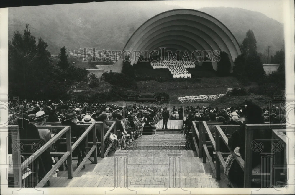 1935 Press Photo 25,000 attend Hollywood Bowl Easter Sunrise Service-Historic Images