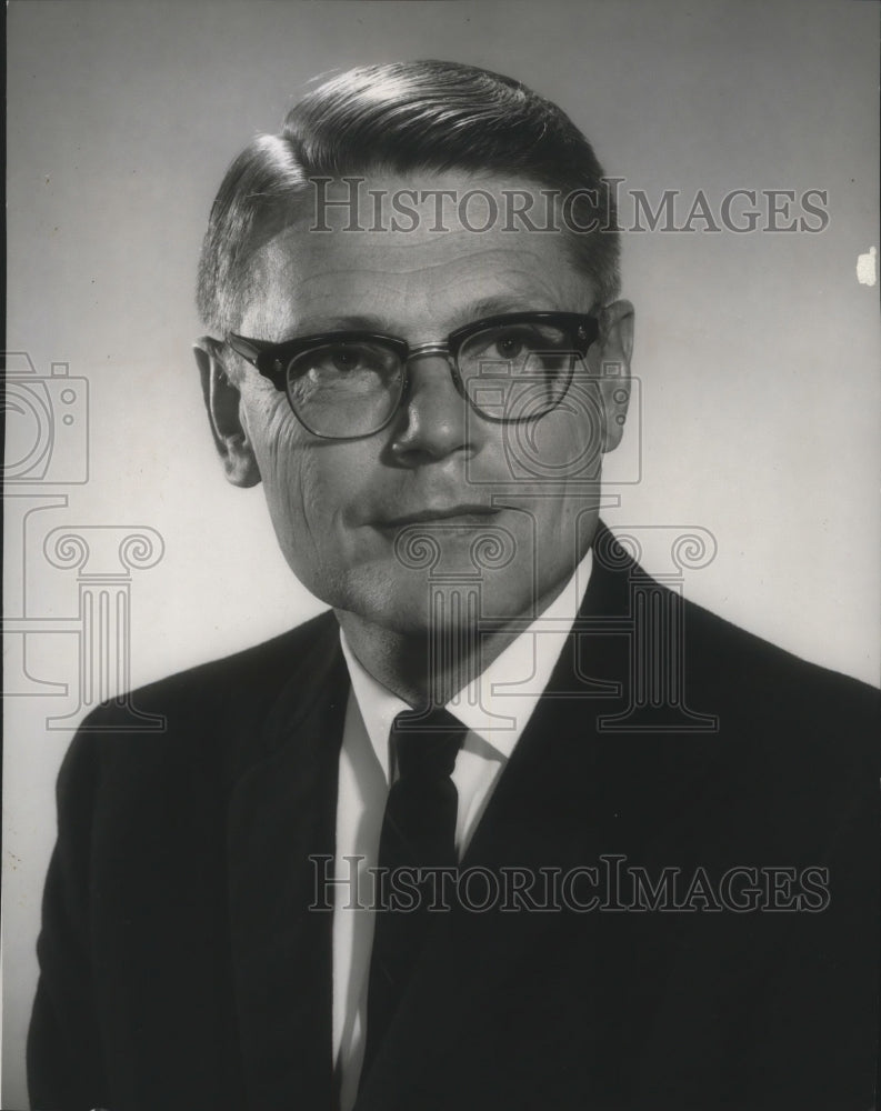1966 Press Photo Dr. Harold M Busey, Hanford Works Personnel - Historic Images