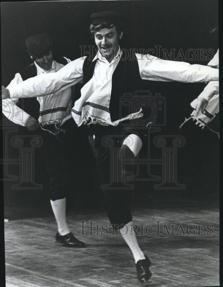 1973 Press Photo A Hassidic dance from Israel. - spa55837 - Historic Images