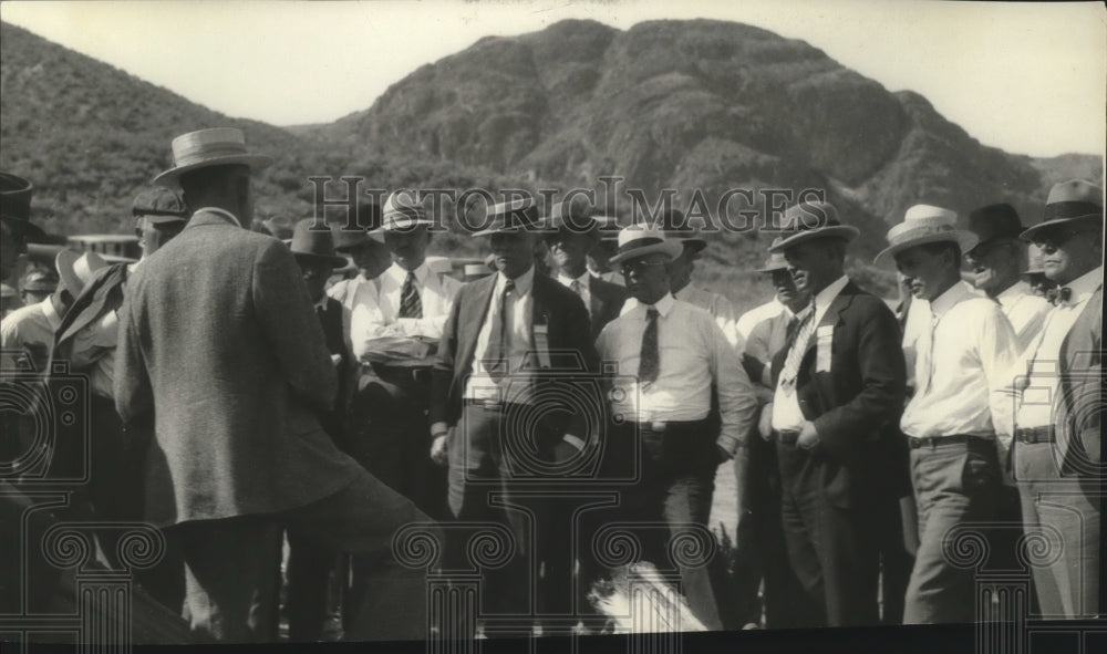 1927 Press Photo Party at Dam Site on Columbia Basin - Historic Images