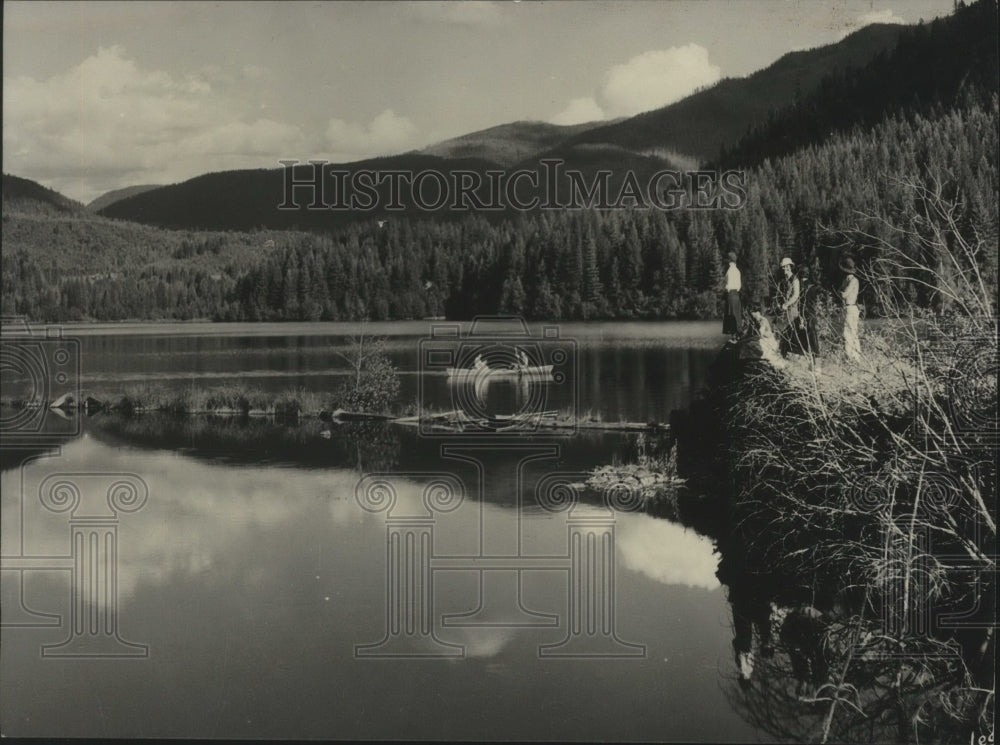 1937 Press Photo Boating at Sullivan Lake - spa57763- Historic Images