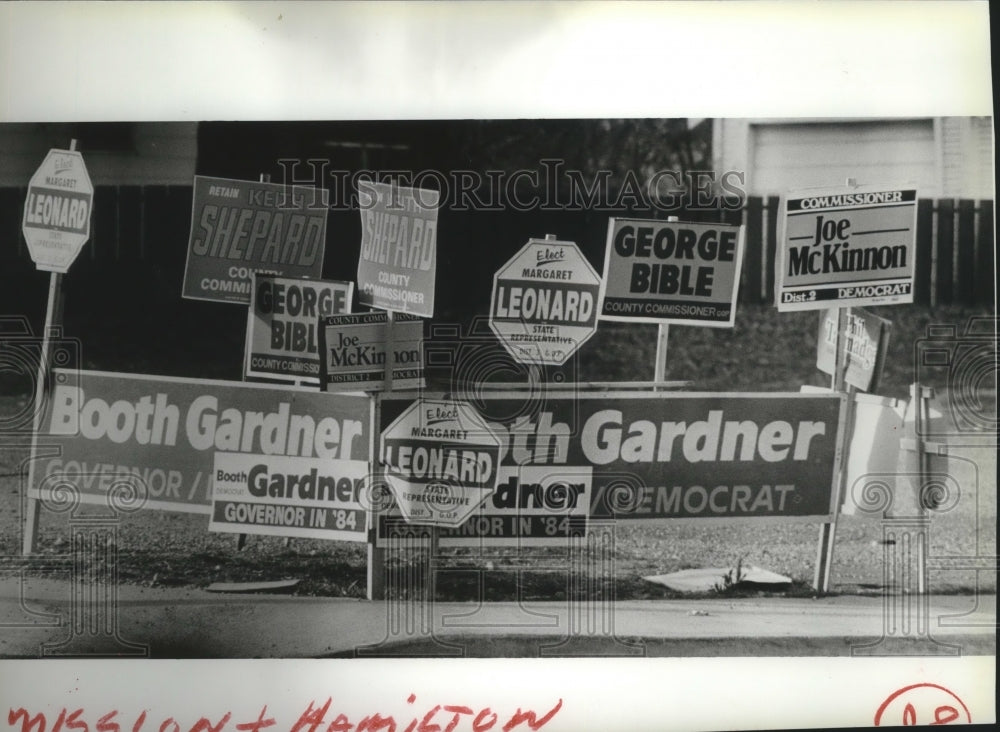 1984 Press Photo Political campaign posters - spa57895 - Historic Images