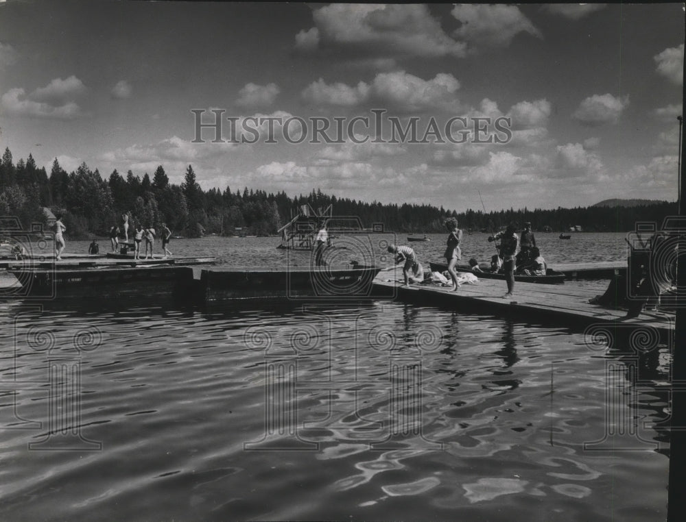 1955 Visitors at Waitts Lake Resort-Historic Images