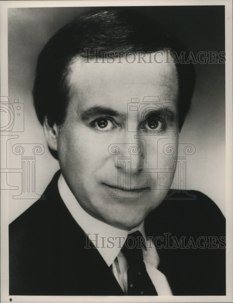 1990 Press Photo David Horowitz, host of the syndicated program Fight Back - Historic Images