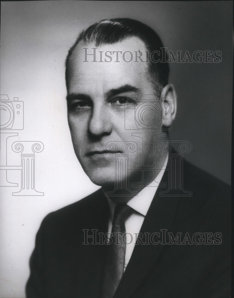 1966 Press Photo E. S. Ebers of Isochem - spa58839 - Historic Images
