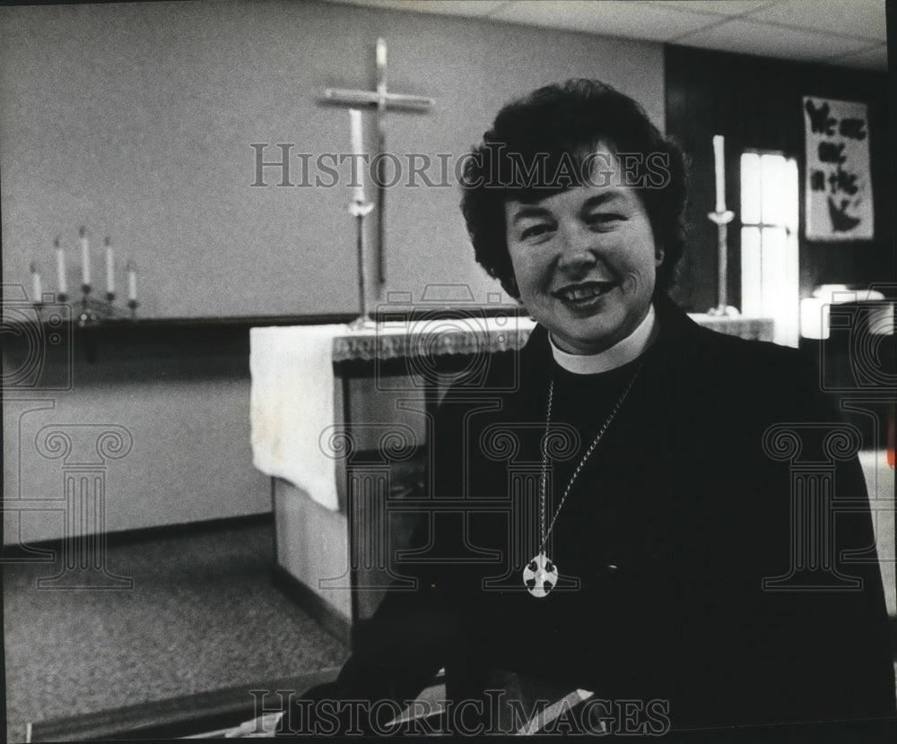 1984 Press Photo Reverend Caryl Marsh, Episcopal - spa60193 - Historic Images