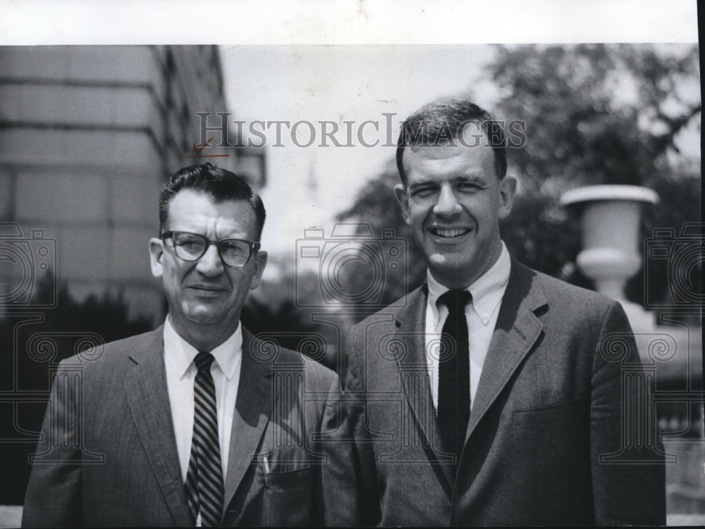 1966 Press Photo Dr Owen Wiley at Conference on Preventive Dentistry in Wash DC - Historic Images
