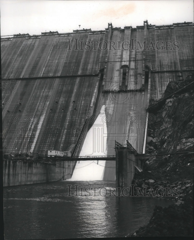 1971 Press Photo View of Water on the low level at Dworshak Dam. - spa61385 - Historic Images