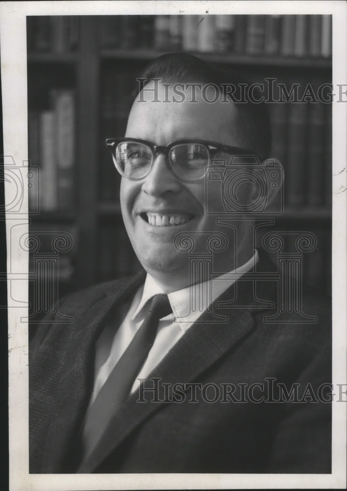 1969 Press Photo Rev C Arthur Cobb, Lidgerwood Evangelical Church of N
