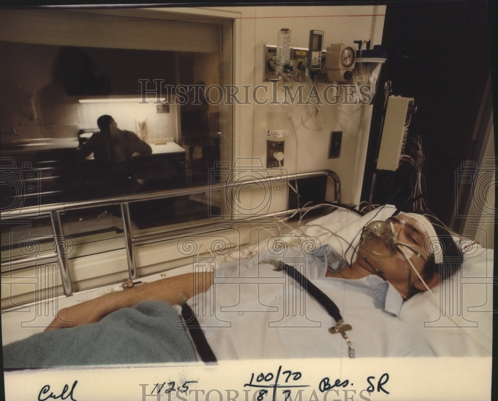 1982 Press Photo Sacred Heart Hospital-respiratory tests while asleep - Historic Images