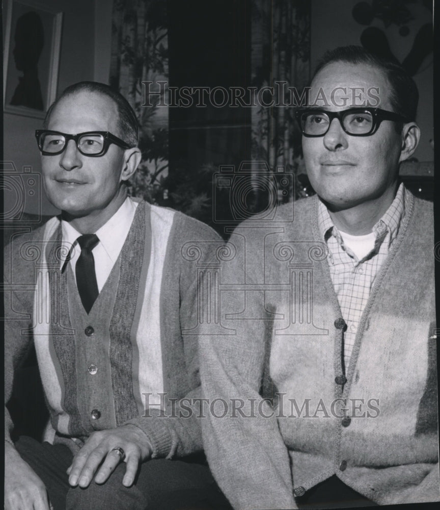 1967 Darrold Miller donated his good kidneys to brother Elden-Historic Images