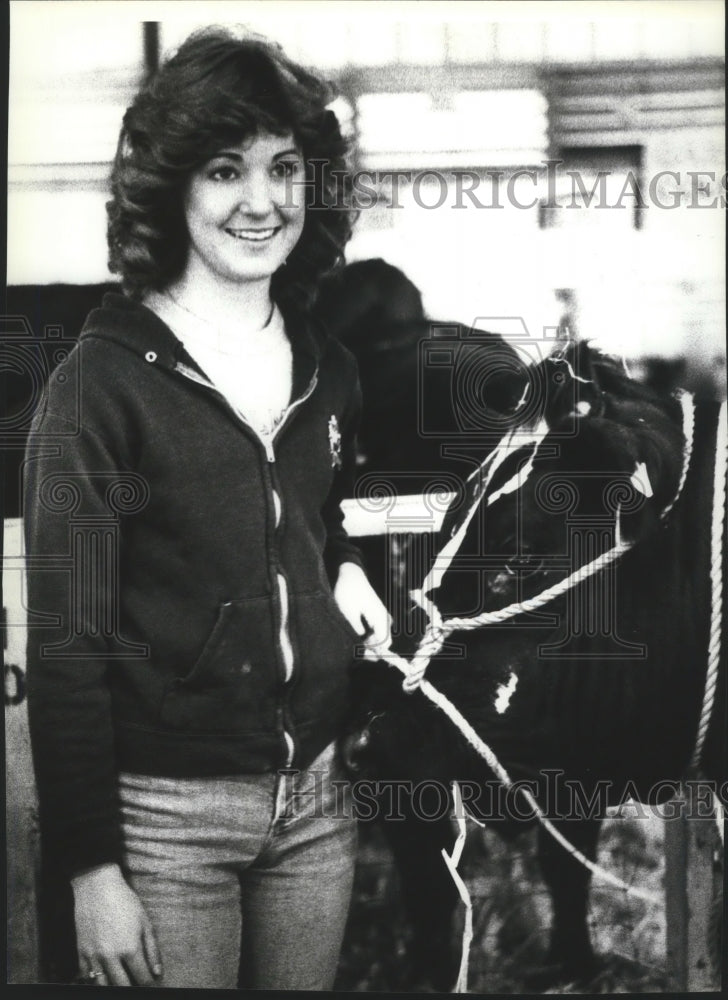 1982 Press Photo Julie Conrad, 1st Woman Mayor of Shawtown- Junior Livestock Shw - Historic Images