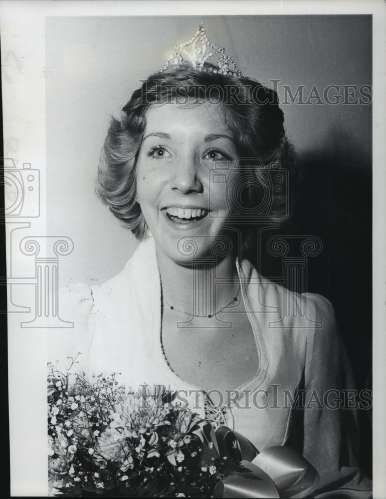 1977 Press Photo Lilac Festival Princess Linda Renee Baker - spa71587 ...