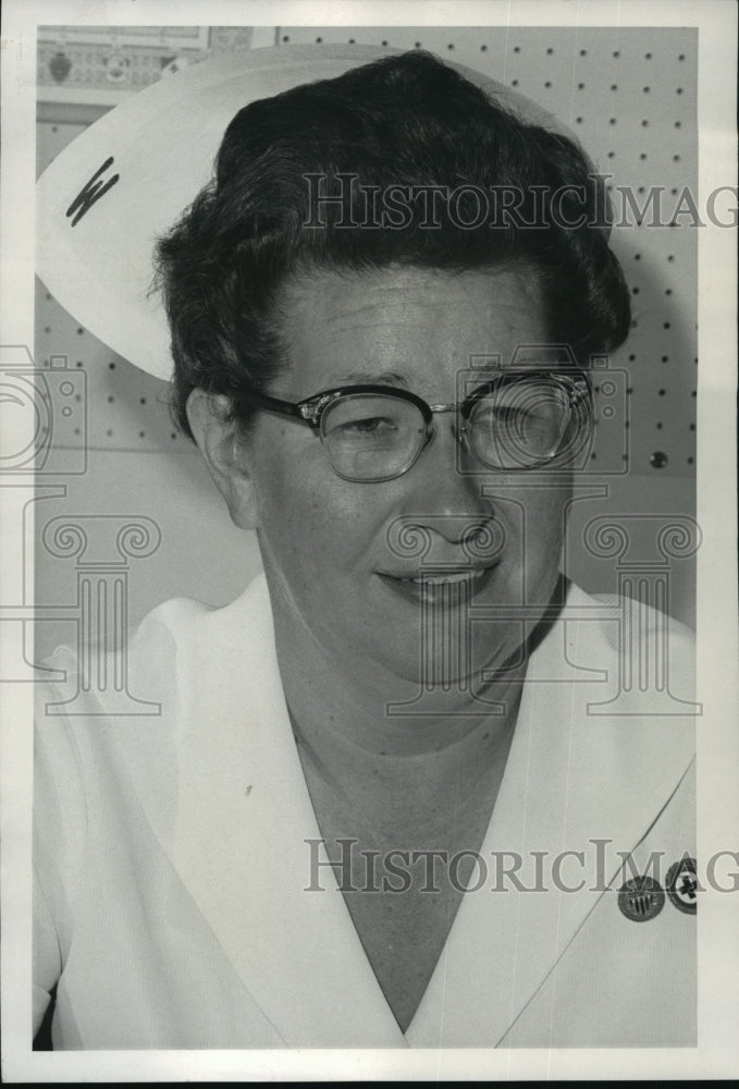 1965 Press Photo Mrs. Clarence Connor, new director of nursing at St. Luke&#39;s - Historic Images