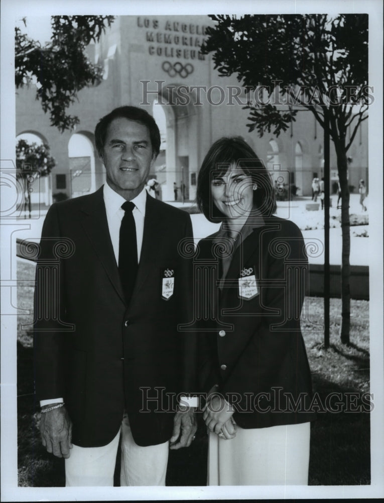 1984 Press Photo Frank Gifford & Kathleen Sullivan at 1984 Summer Olympics-LA - Historic Images