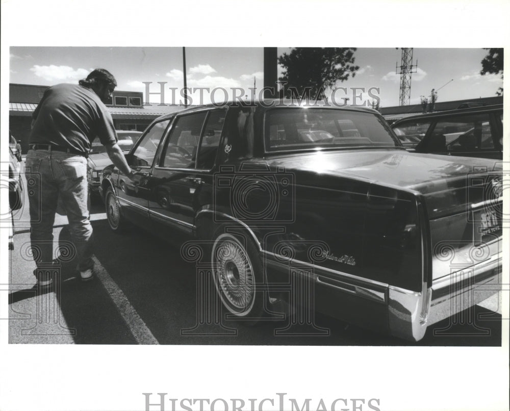 1994 Press Photo Drug Violations-Cadillac seized by Washington State Patrol - Historic Images