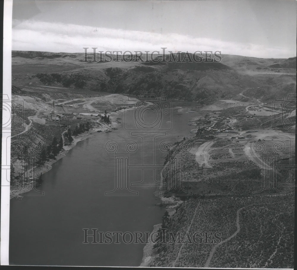 1985 Press Photo Aerial view of the proposed site for Dam construction - Historic Images