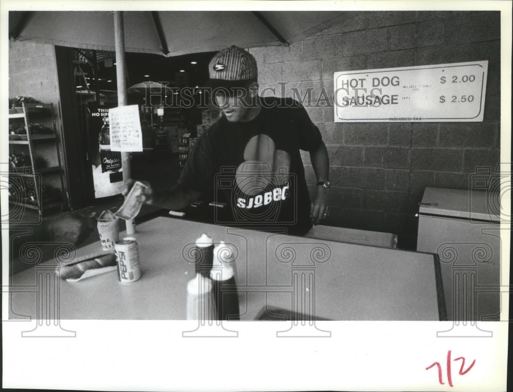 1994 Tim Foster at his Home Base hot dog stand-Historic Images