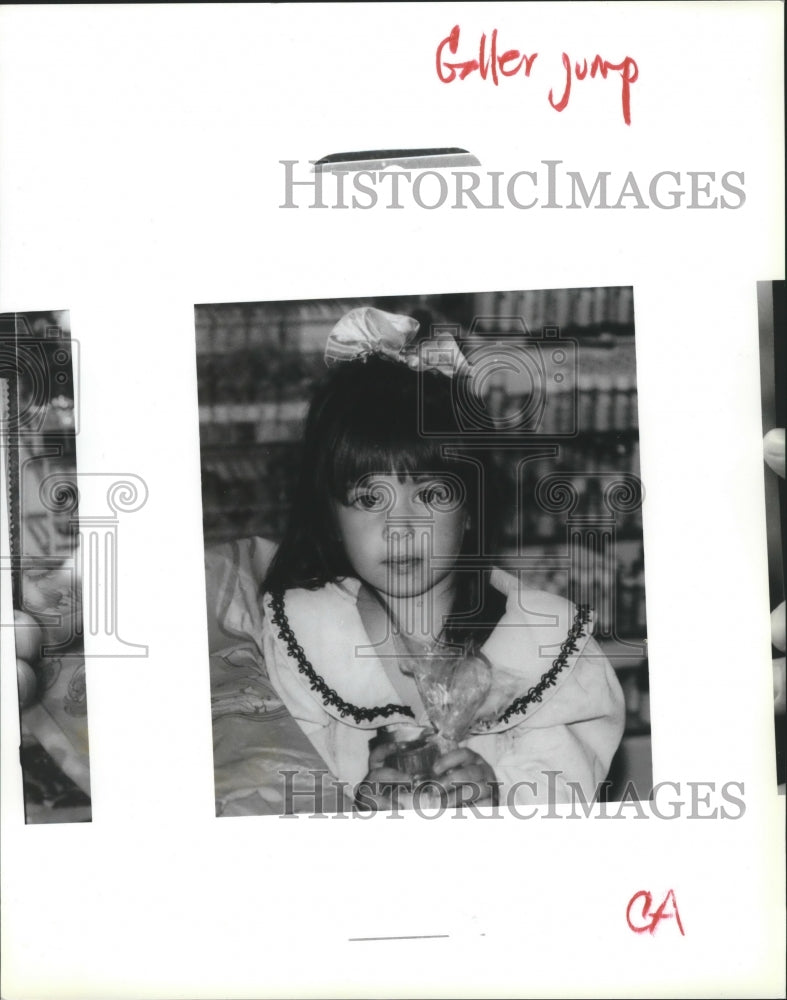 1993 Press Photo Lois Joy Galler died last summer from E Coli - spa74275 - Historic Images