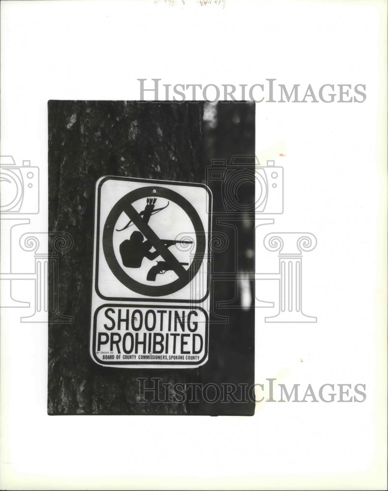 1989 Press Photo No shooting sign at Dishman Hills - spa74299 - Historic Images
