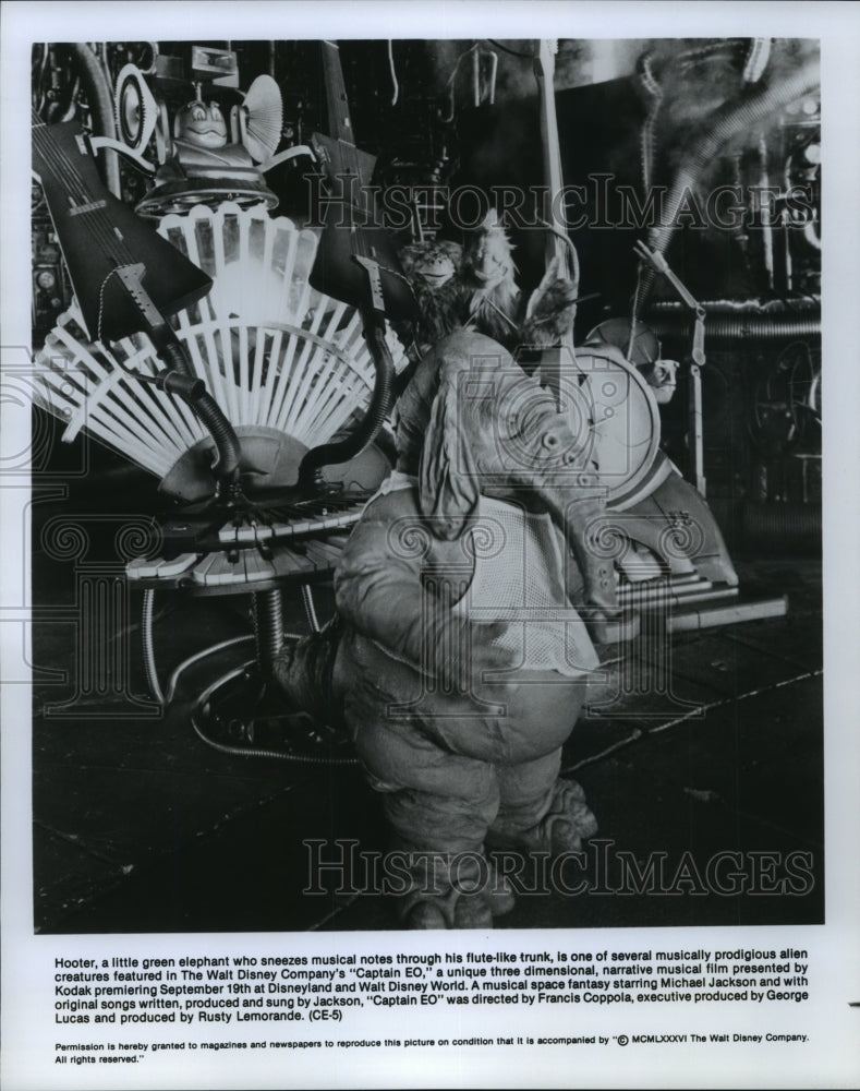1986 Press Photo Disneyland - Hooter a Little Green Elephant - spa75524 - Historic Images