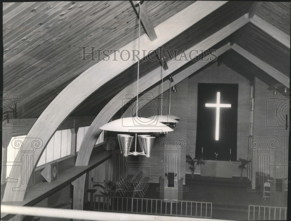 1958 Press Photo Interior of Audubon Park Methodist Church - Historic Images