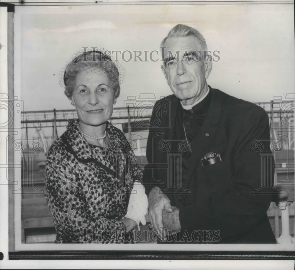 1961 Press Photo Bishop Fred Pierce Corson, Methodist Churches head wi ...