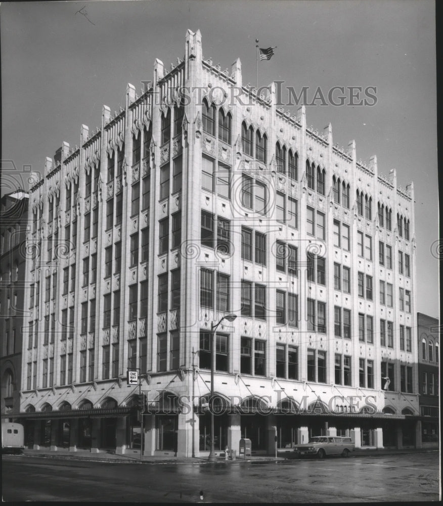 1985 Press Photo Exterior of the Spokane Chronicle Building - Historic ...