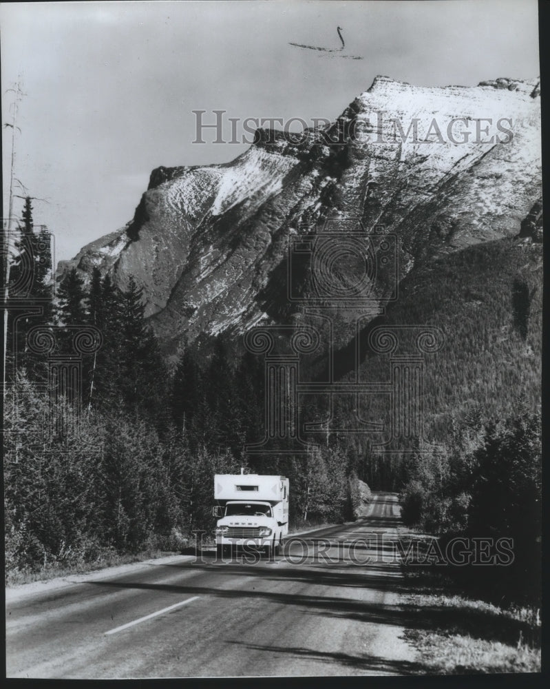 1969 Press Photo Glacier National Park going to the Sun Highway - Historic Images
