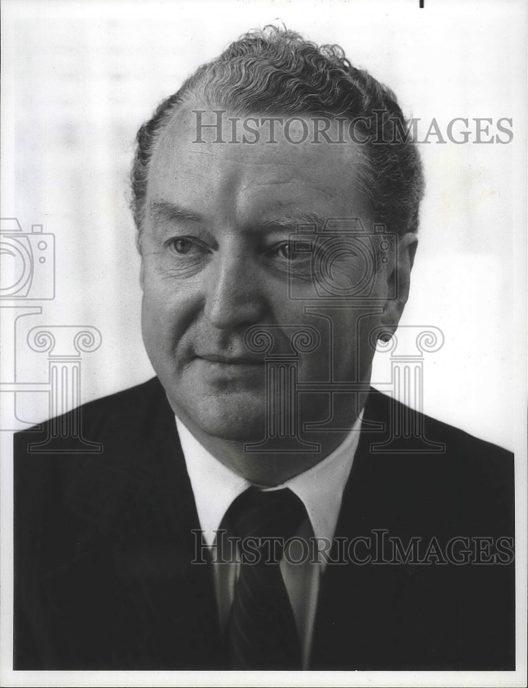 1977 Julian Goodman of NBC &amp; The Rotary Club of Spokane No. 21-Historic Images