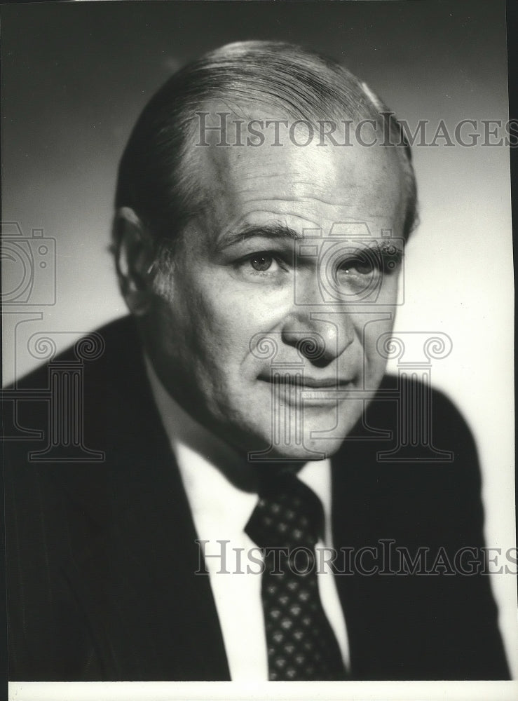 Press Photo William J. Small, President of NBC News - spa81670 - Historic Images