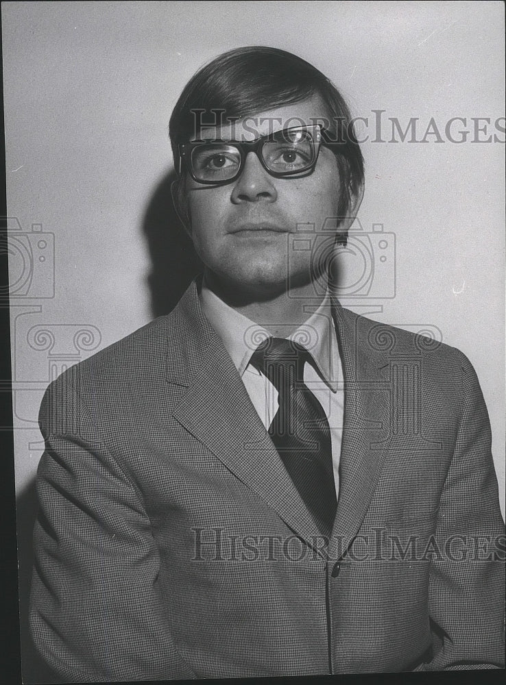 1970 Press Photo Dennis Towes, new executive director of PUW Indian Center - Historic Images