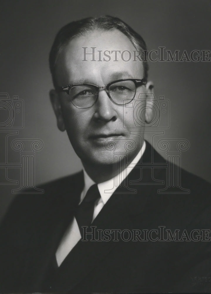 1963 Press Photo Mr Robert H. Gerdes President Pacific Gas Transmission Company - Historic Images
