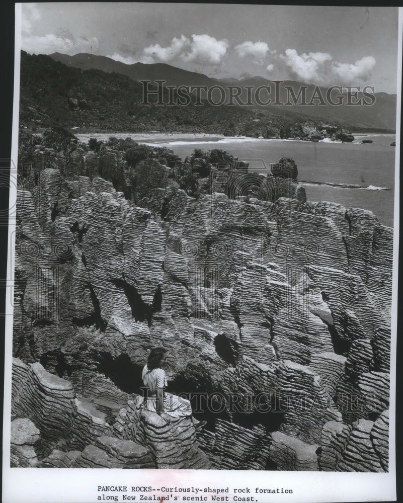 1971 Press Photo Pancake Rocks along New Zealand's scenic West Coast - Historic Images