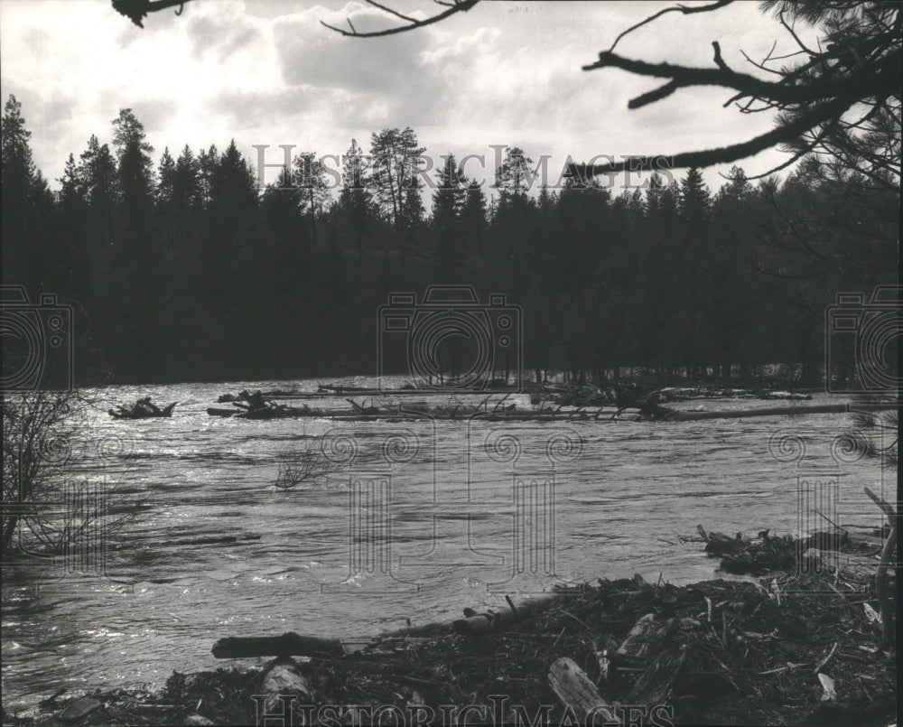 1972 Press Photo Spokane River flood stage - Historic Images