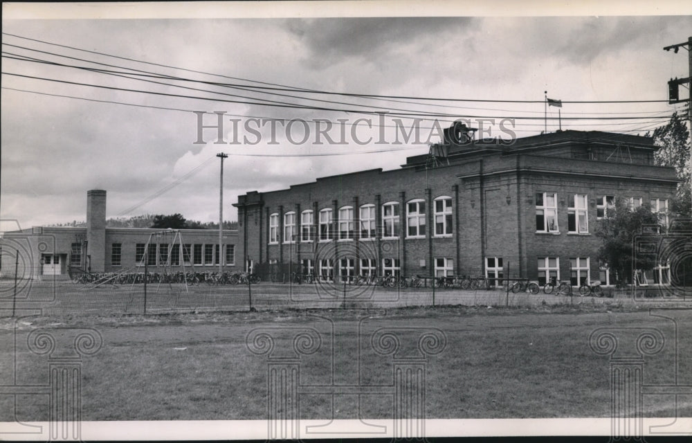1948 Mead Junior High School since June 1989 Historic Images