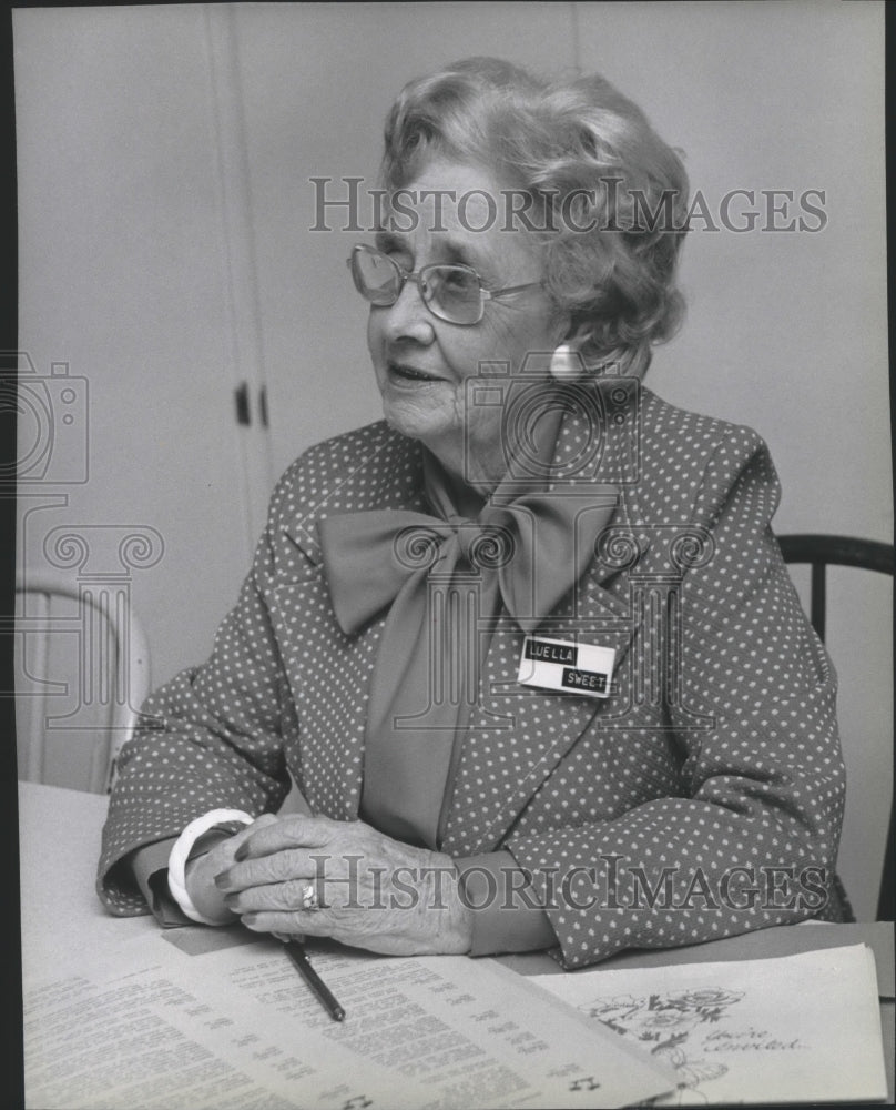 1995 Luella Sweet, senior citizen-Historic Images