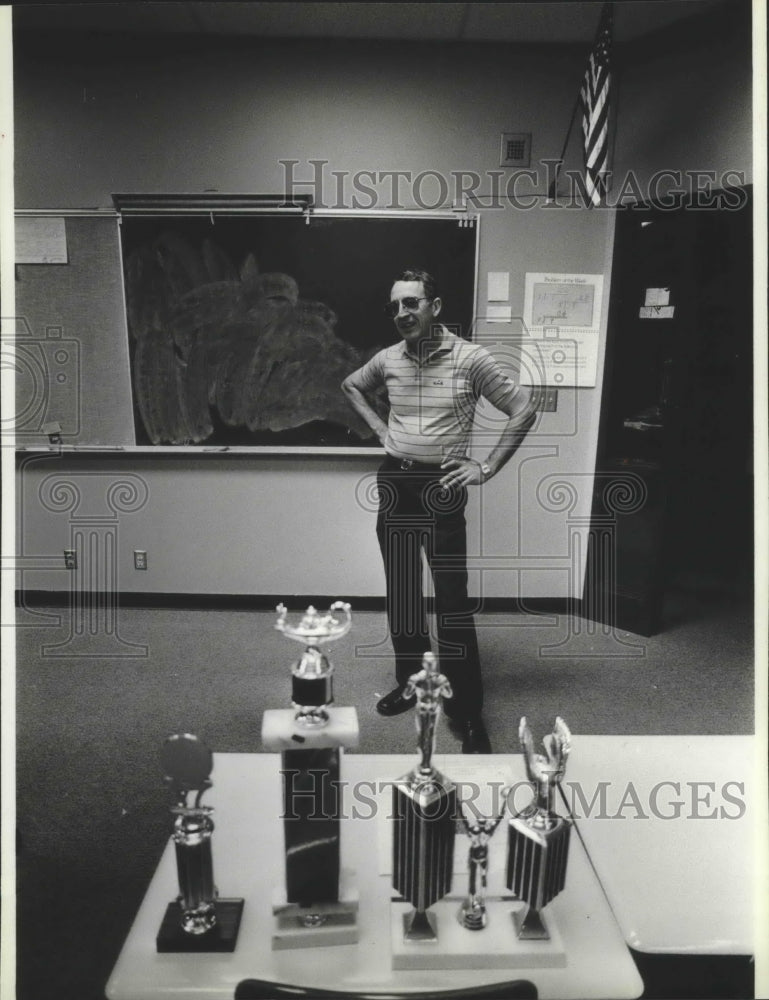 1984 Mel Griffith of Mead High School shows trophies-Historic Images