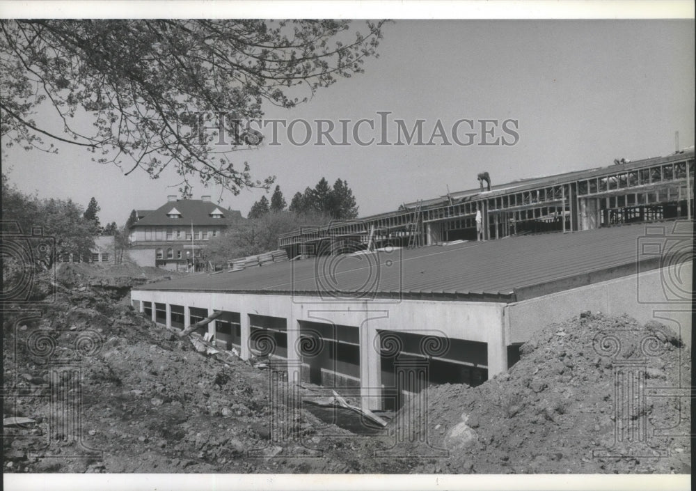 1980 Grant Elementary School construction scene - Historic Images