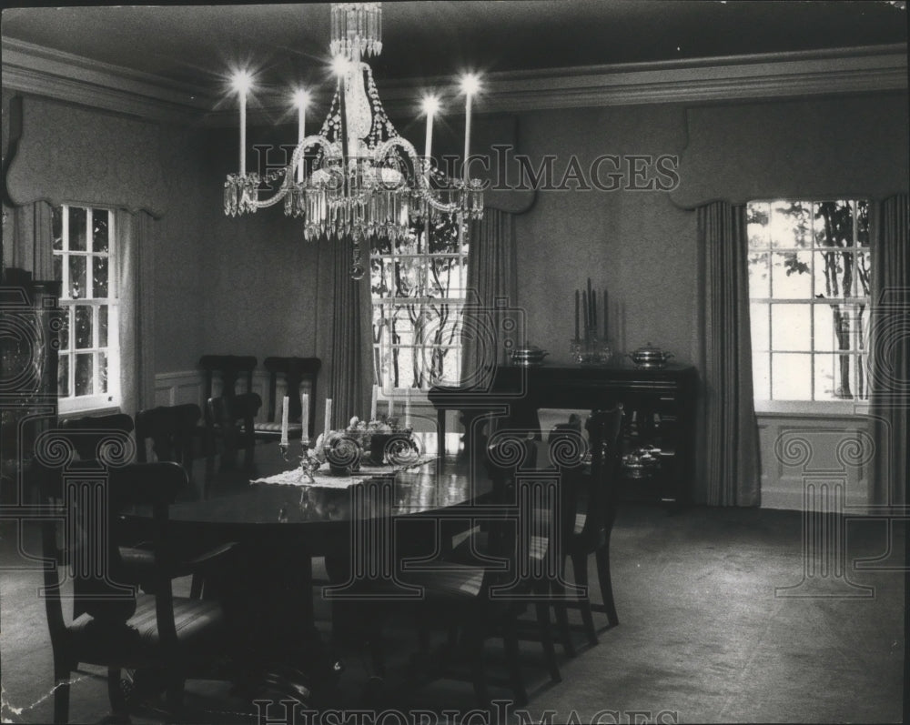 1969 Press Photo Formal dining room of Washington State executive mansion - Historic Images
