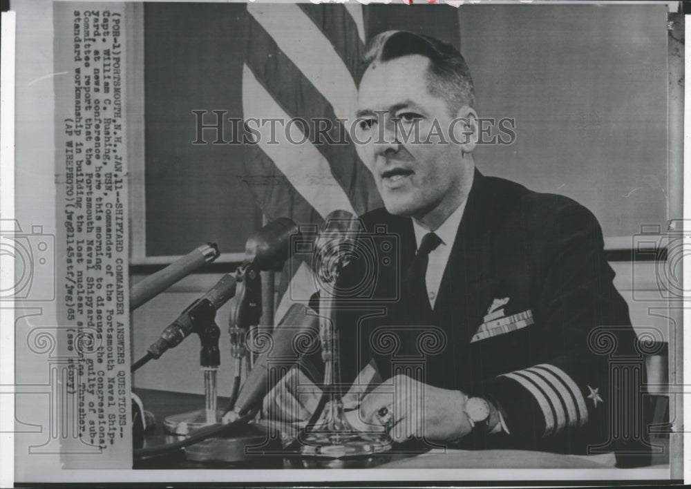1965 Press Photo Captain William C. Hushing speaks at news conference - Historic Images