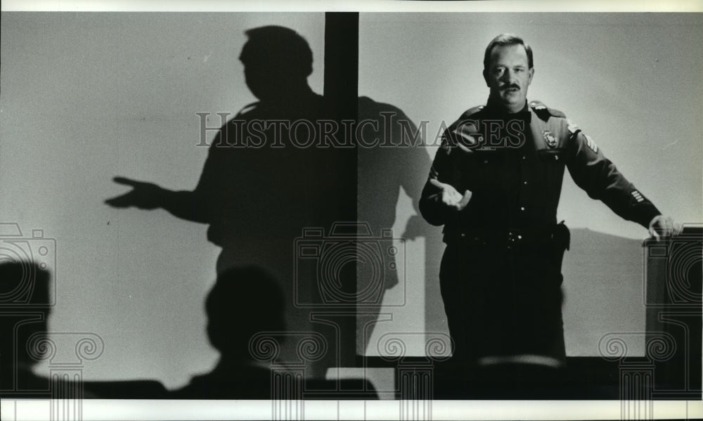 1987 Press Photo Spokane police Sergeant Jim La Munyon - spb13198 - Historic Images
