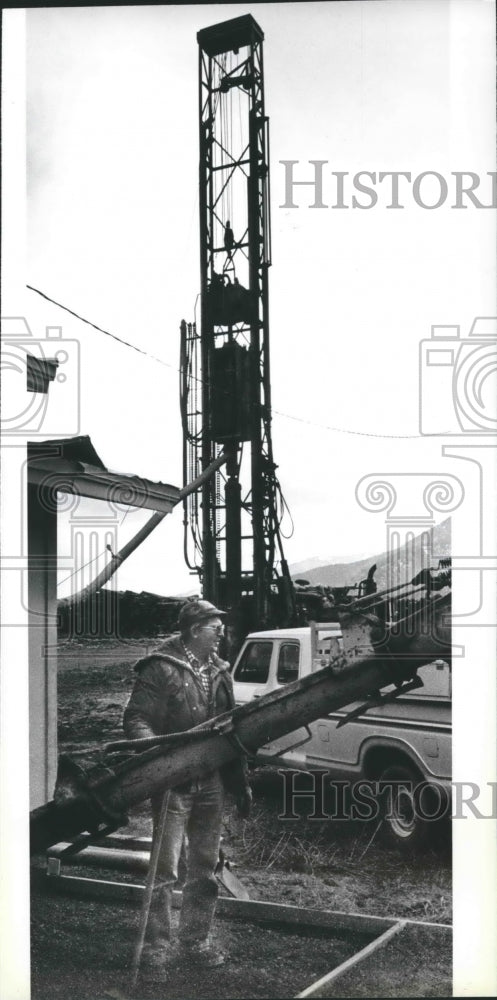 1984 Press Photo Well drilling in Milltown, Montana - spb21610 - Historic Images