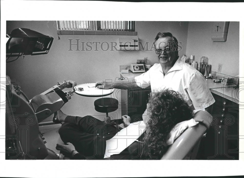 1993 Harry Gibbons, Fairfield dentist and mayorelect. Historic Images