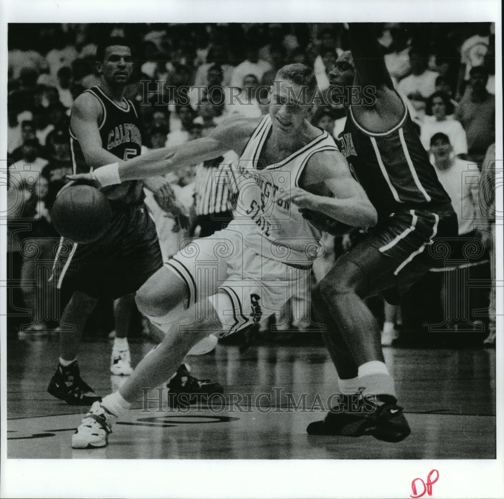 1994 Press Photo Washington State University Basketballer Mark Hendrickson - Historic Images