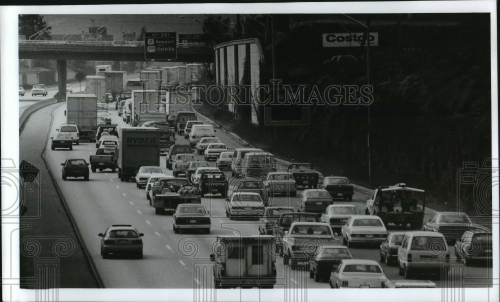 1994 Press Photo Traffic bottleneck of I-90, looking west from Sherman Street - Historic Images