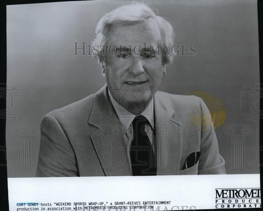 1982 Press Photo Curt Gowdy Hosts Weekend Sports Wrap-Up - spp00568- Historic Images