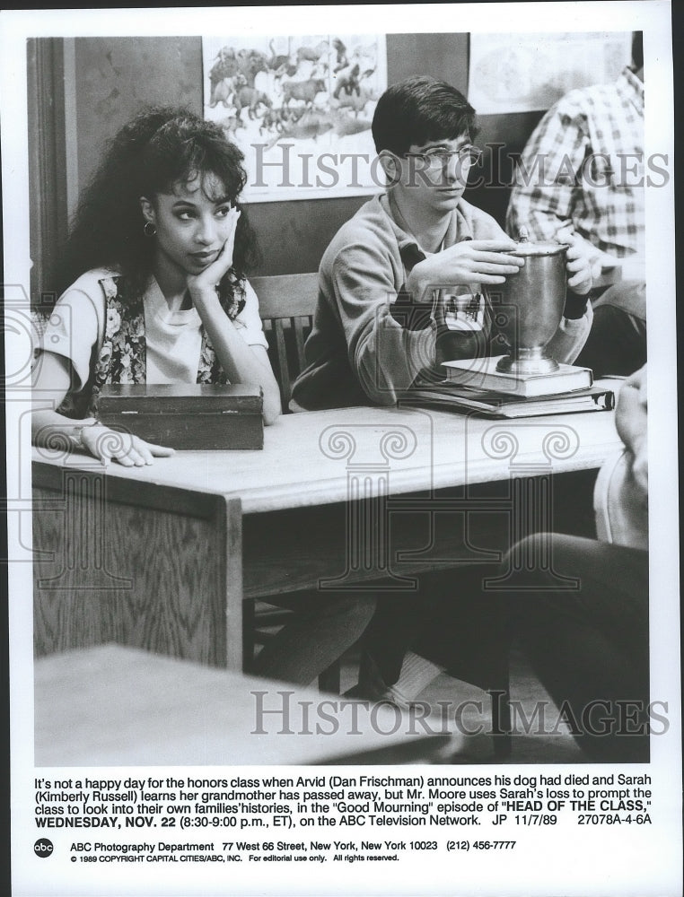 1989 Dan Frischman and Kimberly Russell star in Head of the Class. - Historic Images