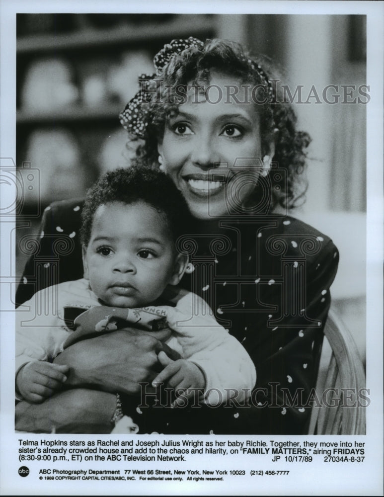 1989 Press Photo Telma Hopkins and Joseph Wright star on Family Matters on ABC. - Historic Images